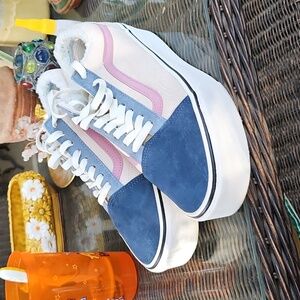 Stylish Women's Sneakers in Blue and Pink